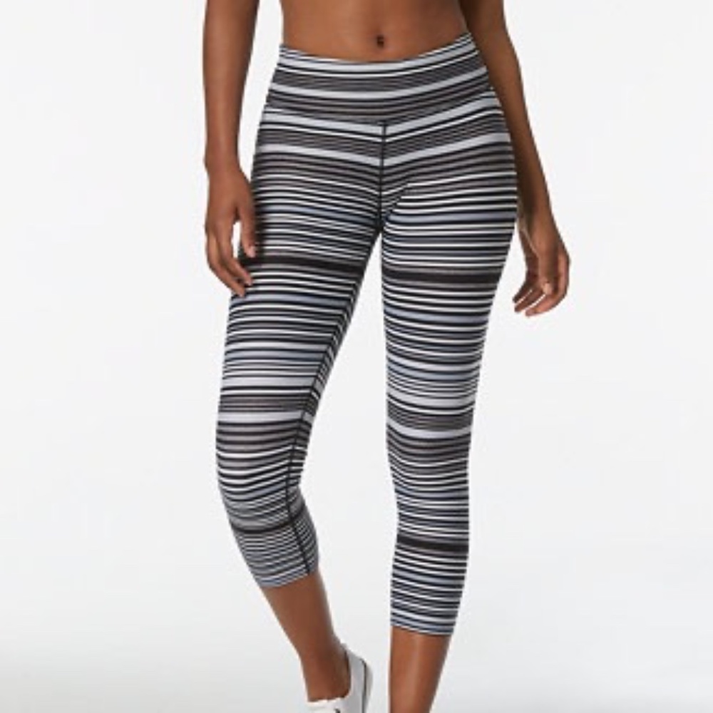 🍀 4 for $24: Calvin Klein Performance Leggings